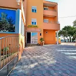 Bonex Privlaka (Zadar)
