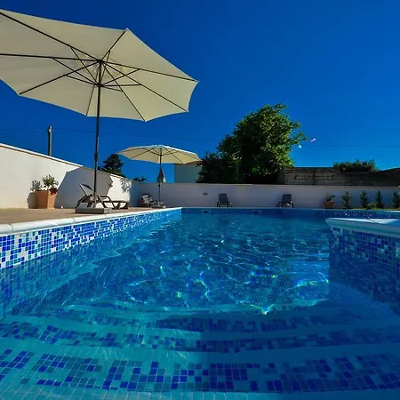 Bonex Privlaka (Zadar)