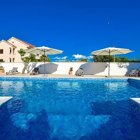 Bonex Privlaka (Zadar)