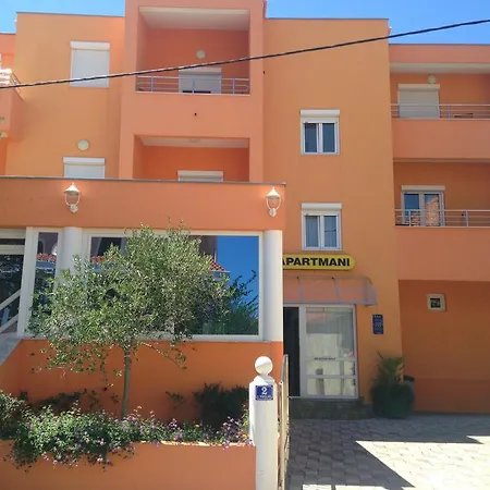 Bonex * Privlaka (Zadar)