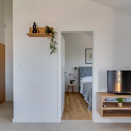 Bonex Privlaka (Zadar)