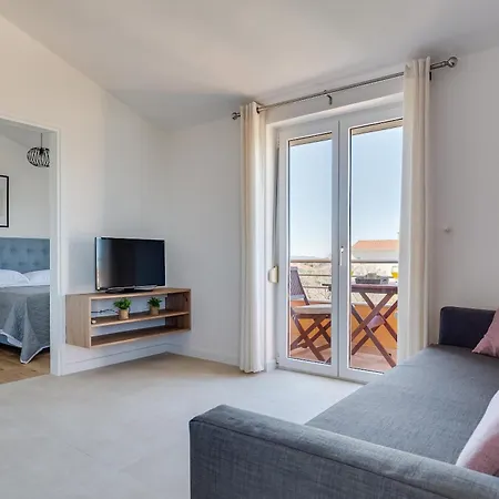 Bonex Apartment *