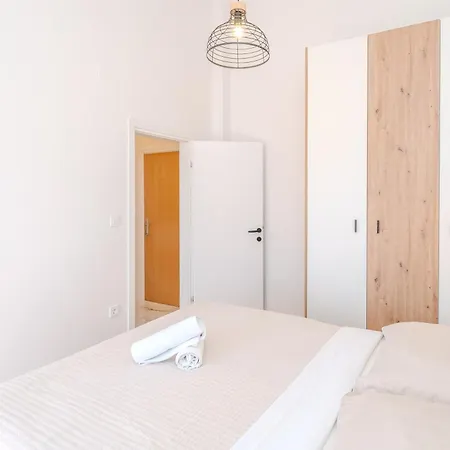 Apartment Bonex *