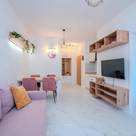 Bonex Apartment *