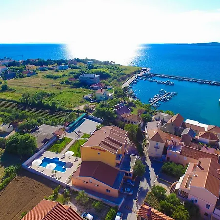 Ferienhaus Bonex Privlaka (Zadar)