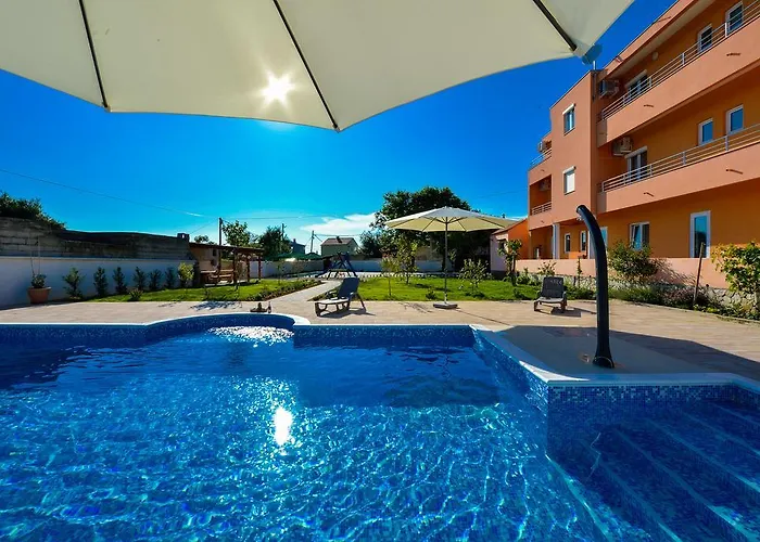 Semesterbostad Bonex *