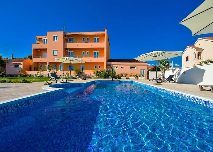 Semesterbostad Bonex *